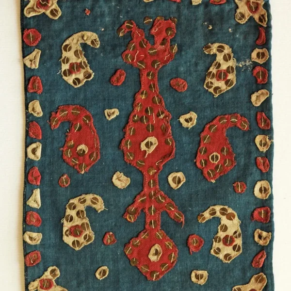 Galli e alberi della vita. Talismani zoroastriani di Annunciazione.