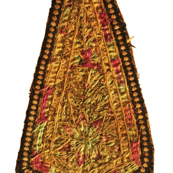 Albero della vita e simboli dell'uiverso. Ricamo-talismano zoroastriano matrimoniale di buon augurio.