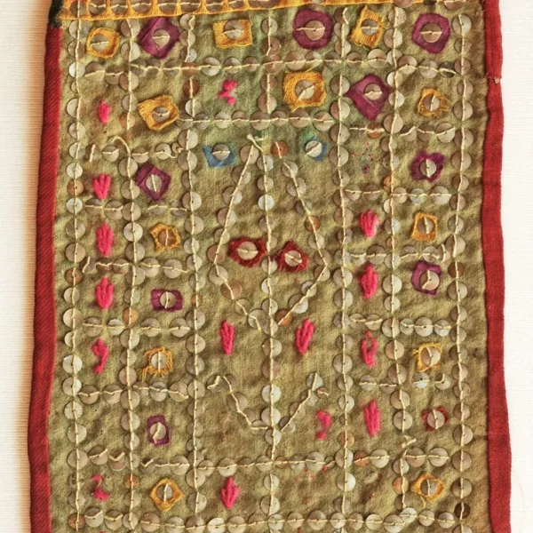 Albero della vita. Ricamo-talismano zoroastriano matrimoniale di buon augurio.
