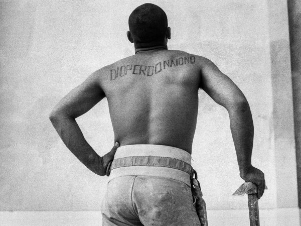 Le opere di Garo Keshishian tornano in Bulgaria per "ФОТОГРАФИИ"