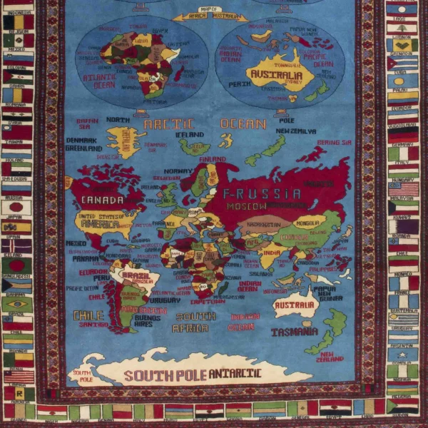 Tappeto con il mondo