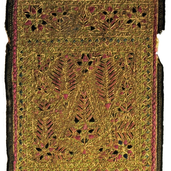 Albero della vita e simboli dell'uiverso. Ricamo-talismano zoroastriano matrimoniale di buon augurio.