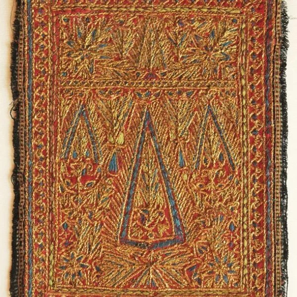 Albero della vita e simboli dell'uiverso. Ricamo-talismano zoroastriano matrimoniale di buon augurio.