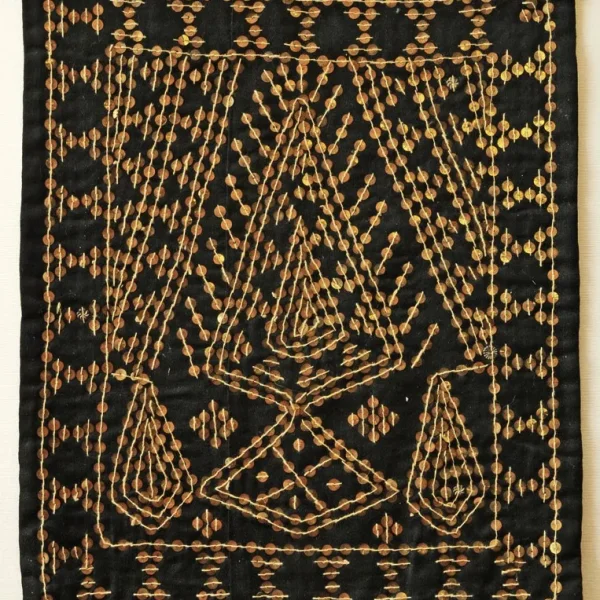 Albero della vita. Ricamo-talismano zoroastriano matrimoniale di buon augurio.