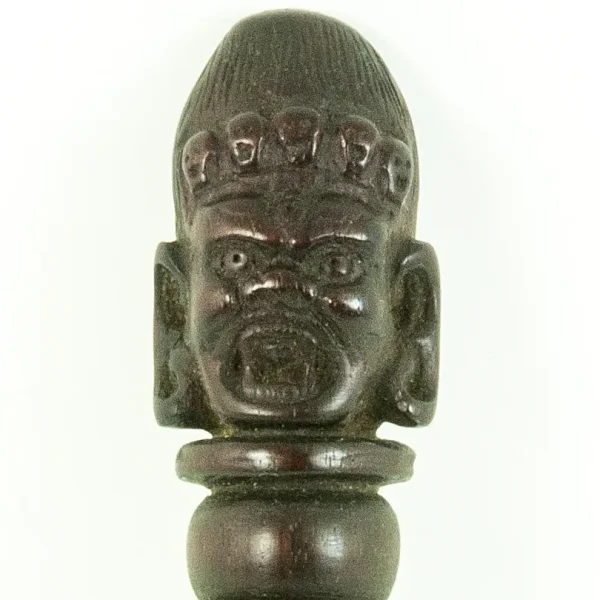 Phurba (Pugnale rituale a triplice lama)