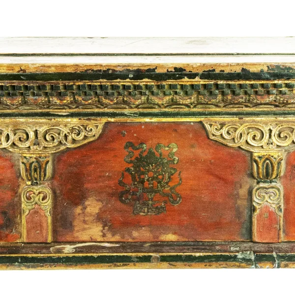 Avdar (baule per la custodia dei Sutra)